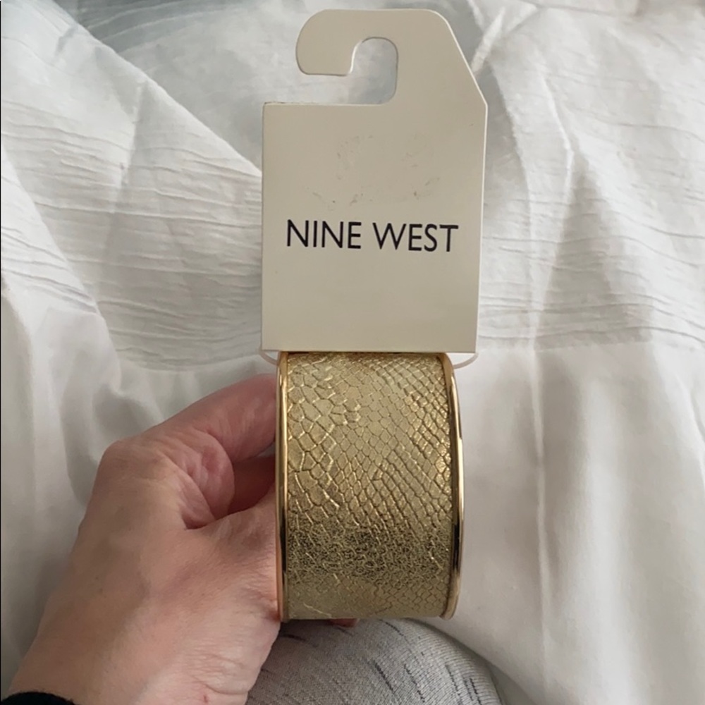 NWT Nine West gold cuff